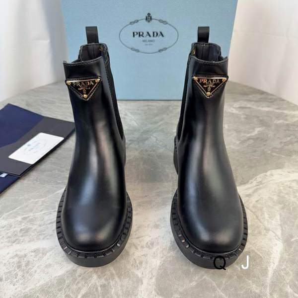 Picture of Prada Shoes _SKUPradasz35-40XJ030118926